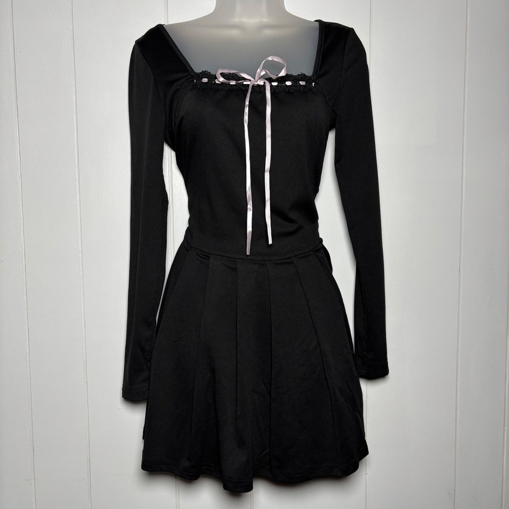 Cider Black Long Sleeve Lace Trim Bow Pleated Mini Dress Sz Small Goth Coquette